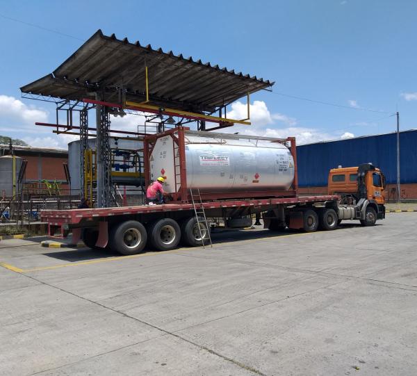 Extra-neutral alcohol at 96% Image