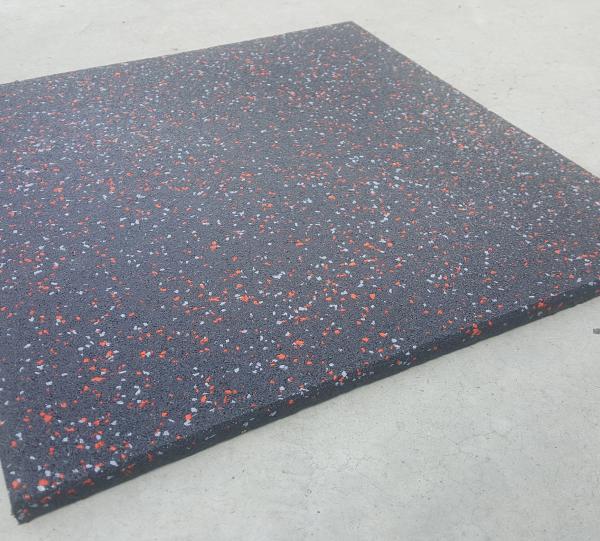 Modular tiles of different thicknesses and colors, made from rubber 100% from recycled tires (SBR) Image