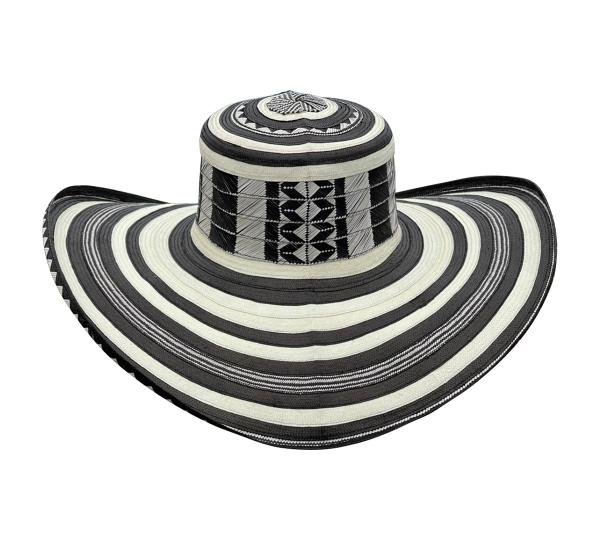 Traditional Hat 23 Fibers Image