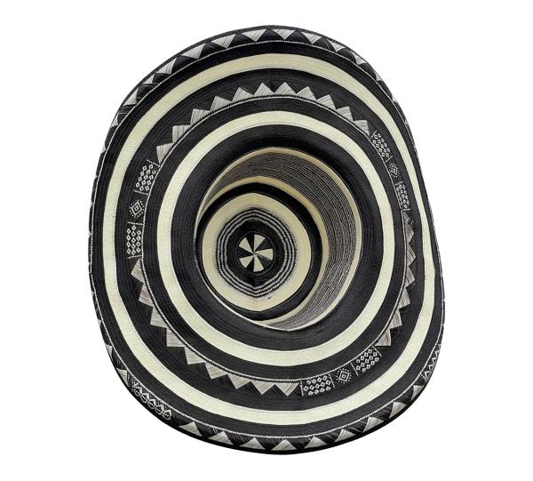 Traditional Hat 27 Fibers Image