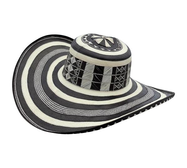 Traditional Hat 31 Fibers Image