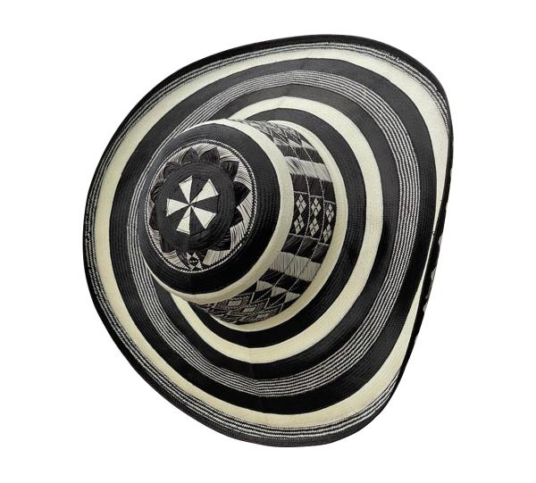 Traditional Hat 33 Fibers Image