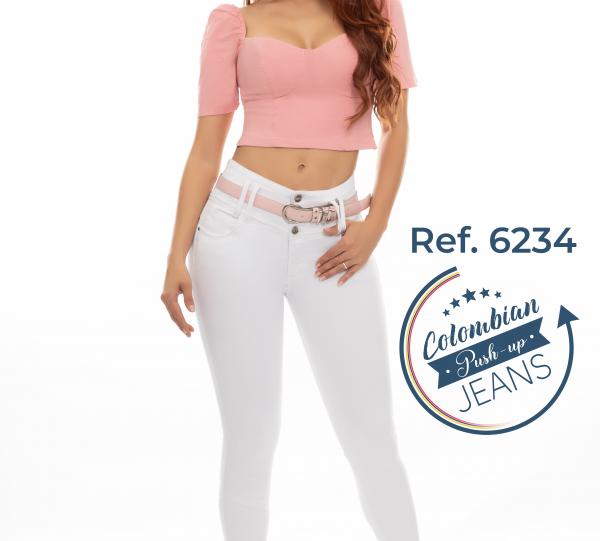 Colombian Women Jeans Image