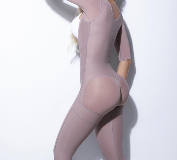 Shapewear for Women Tummy Control / Bodyshaper with sleeves total control Image