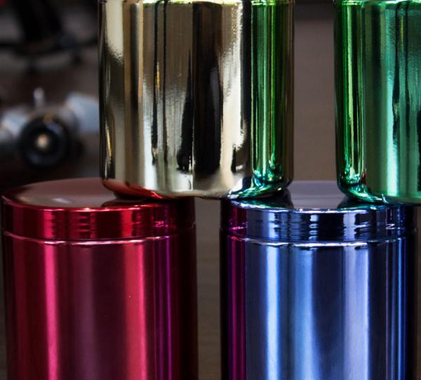 Metalized Canisters for sport nutrition Image