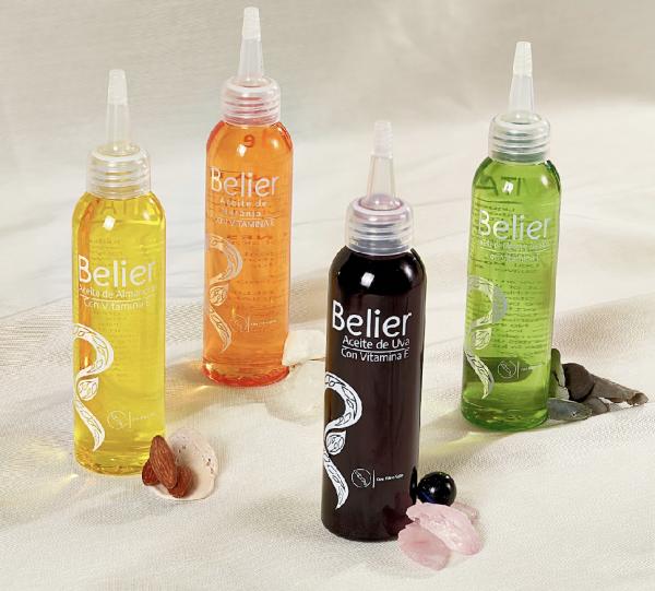 Vitamin E Moisturizing Oil Image