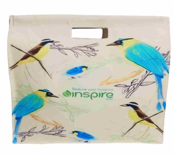 Bags with aluminum handles Image