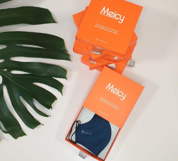 Anti-fluid mask with elastic and non-sterile nasal adjustment (Reusable). Image