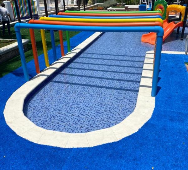 Aqua Concave Edge Image