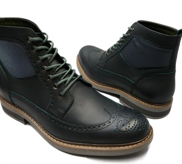 Men Footwear Image