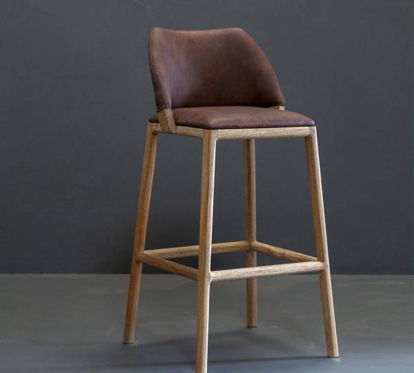 Terna Stool Image