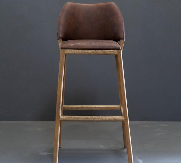 Terna Stool Image