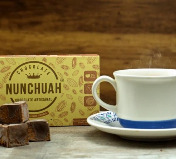 Table chocolate sugar free, 100% cacao mass. Image