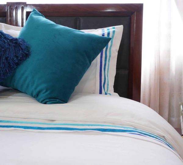 DUVET COVER 300 THREADS QUEEN Image