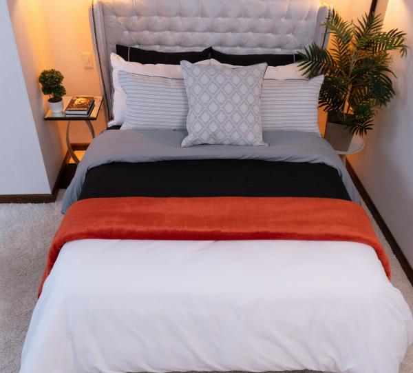 DUVET COVER MICROFIBRE QUEEN Image