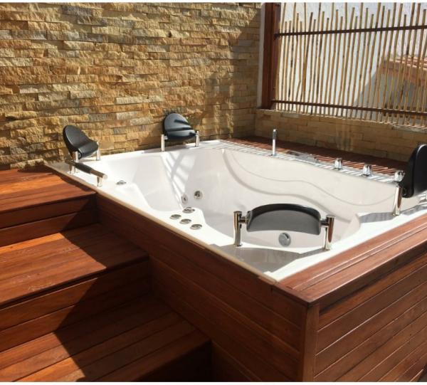 Cladding for walls in natural Barichara' stone Image