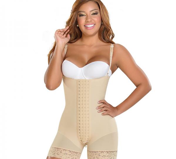 Short strapless molding girdle with 4 fastening levels Ref. F0086 Image