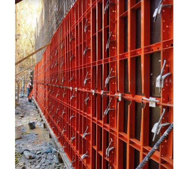 METAL PLYWOOD FORMWORK Image