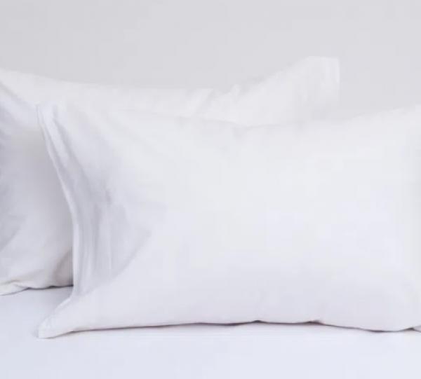 SET X 2 PILLOWCASES- Eucalyptus scent Image