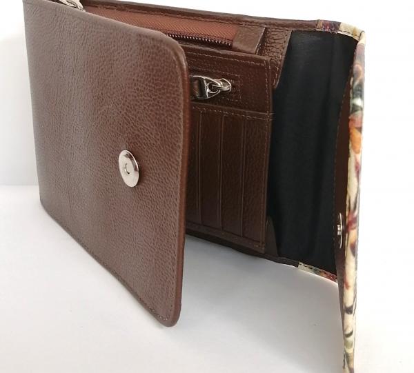 Womens hands free bags Image