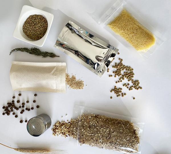 Packaging with zipper Image