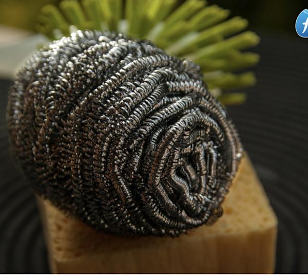 STAINLESS STEEL SCOURING PAD Image