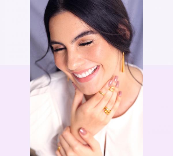 Johanna De La Cruz . Jewerly Emotional Image