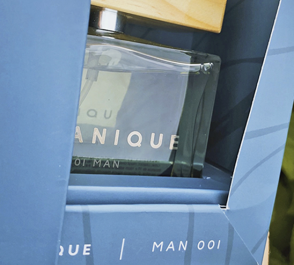 Perfume 001 Man Image