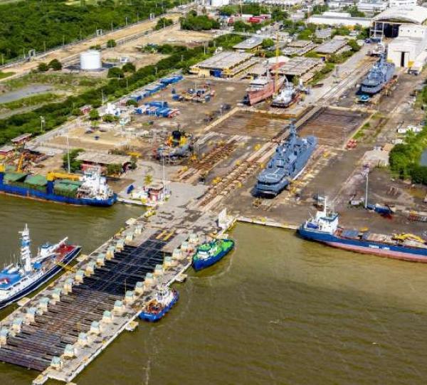 Ship Repair and Maintenance Image