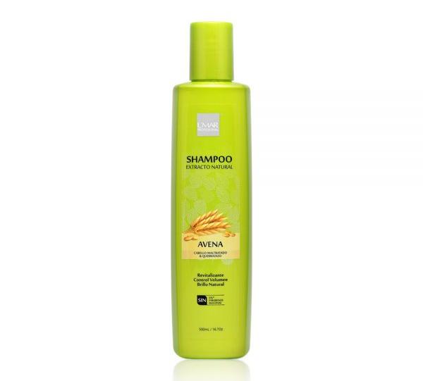 SHAMPOO WITH NATURAL EXTRACTS Image