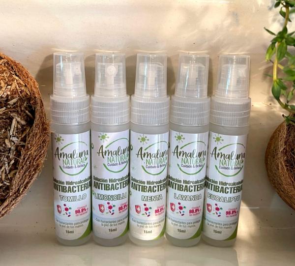 ANTIBACTERIAL HYDROALCOHOLIC SOLUTION WITH ESSENTIAL OIL Image