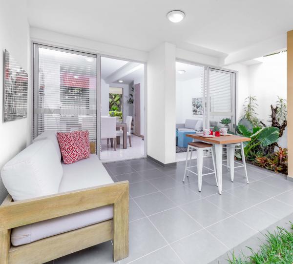 Castle sunflowers Image