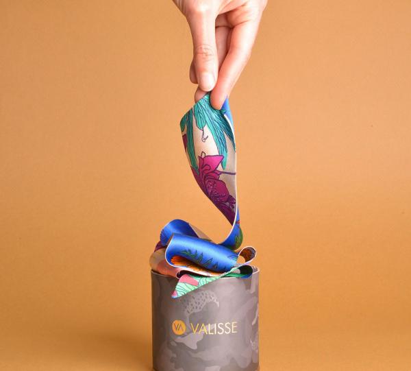 Vintage flowers Twilly Image