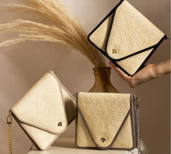 Mini Rhino Bag Iraca Image