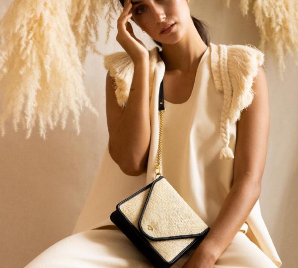 Mini Rhino Bag Iraca Image