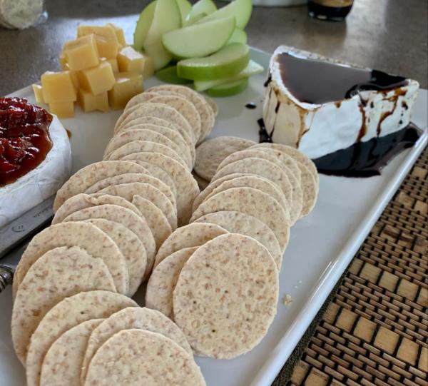 WATER CRACKERS Image