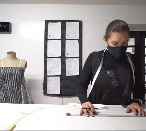 HAUTE COUTURE PATTERN AND DRAPPING SERVICE ON MANNEQUIN Image