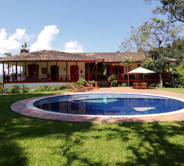 Hacienda Venecia coffee single Estate Image